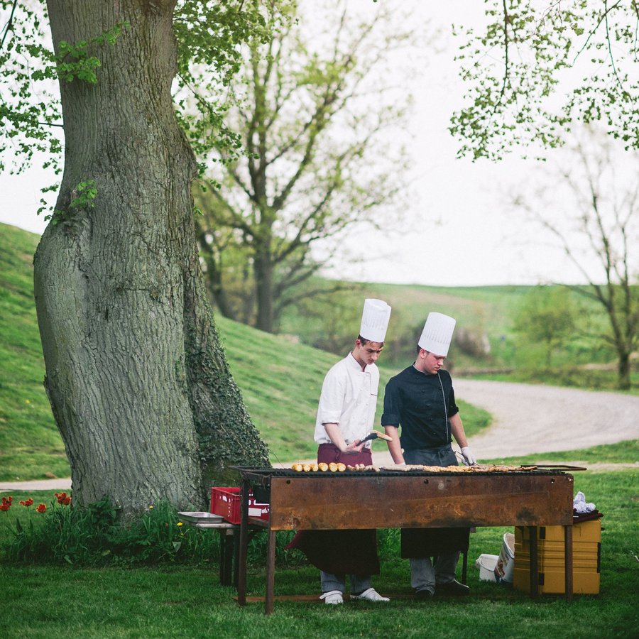 Köche draußen am See in Mecklenburg Vorpommern