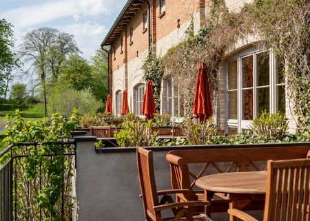 Terassen der Ferienwohnungen Mecklenburgische Seenplatte Terassen der Ferienwohnungen Mecklenburgische Seenplatte
