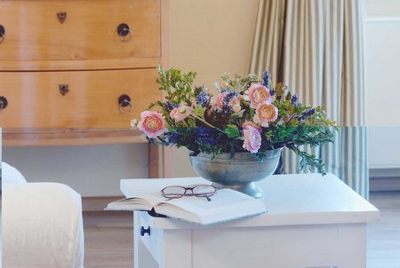 Hotelzimmer in der ehemaligen Stellmacherei Schloss Ulrichshusen Mecklenburg